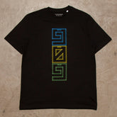 909 Colour Vertical Front Print - Tshirt - Black