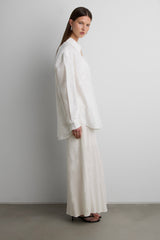 OVERSIZED SHIRT WITH FLORAL EMBROIDERY