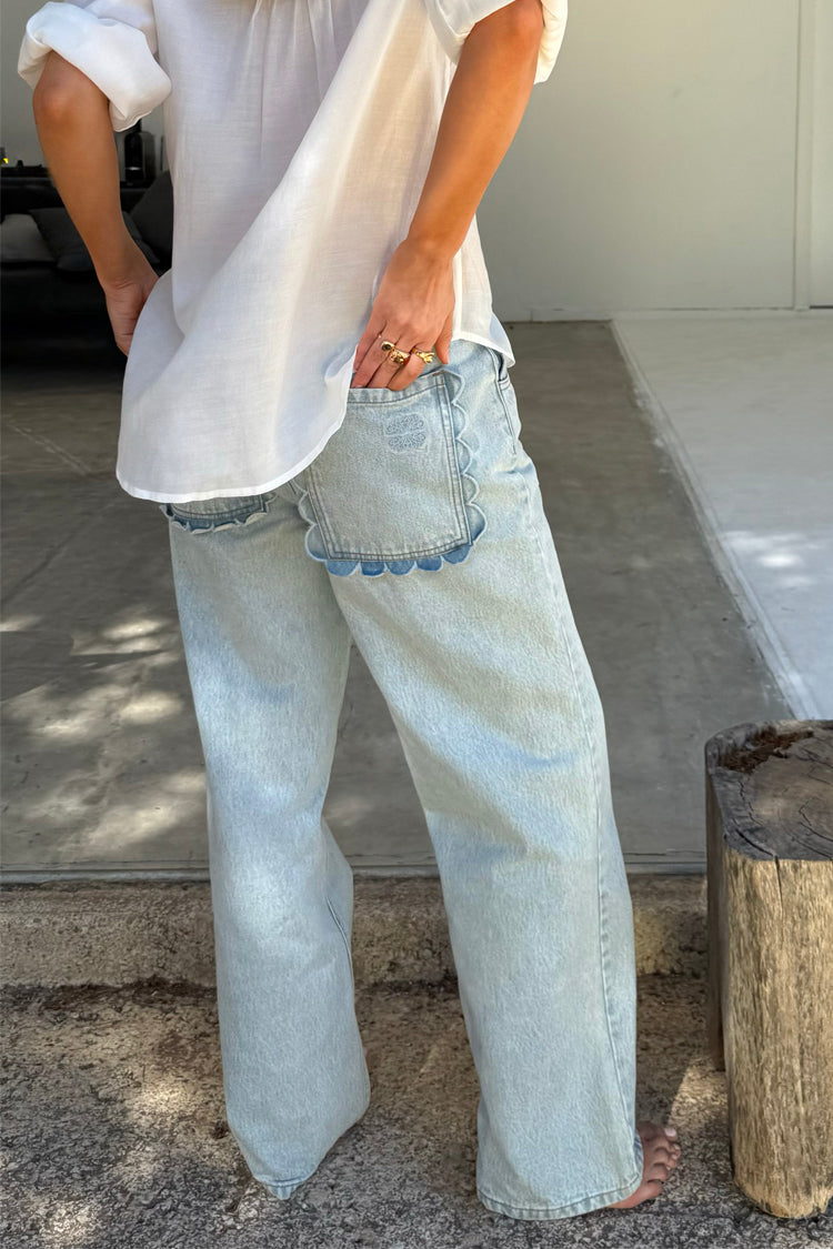 Scallop Detail Straight Leg Jeans
