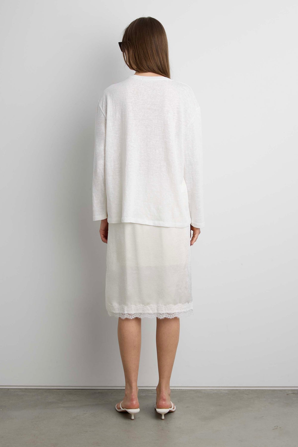 RELAXED LONG SLEEVE T-SHIRT