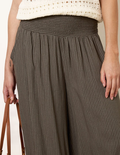 Wide Leg Shirred Waist Wavy Trousers