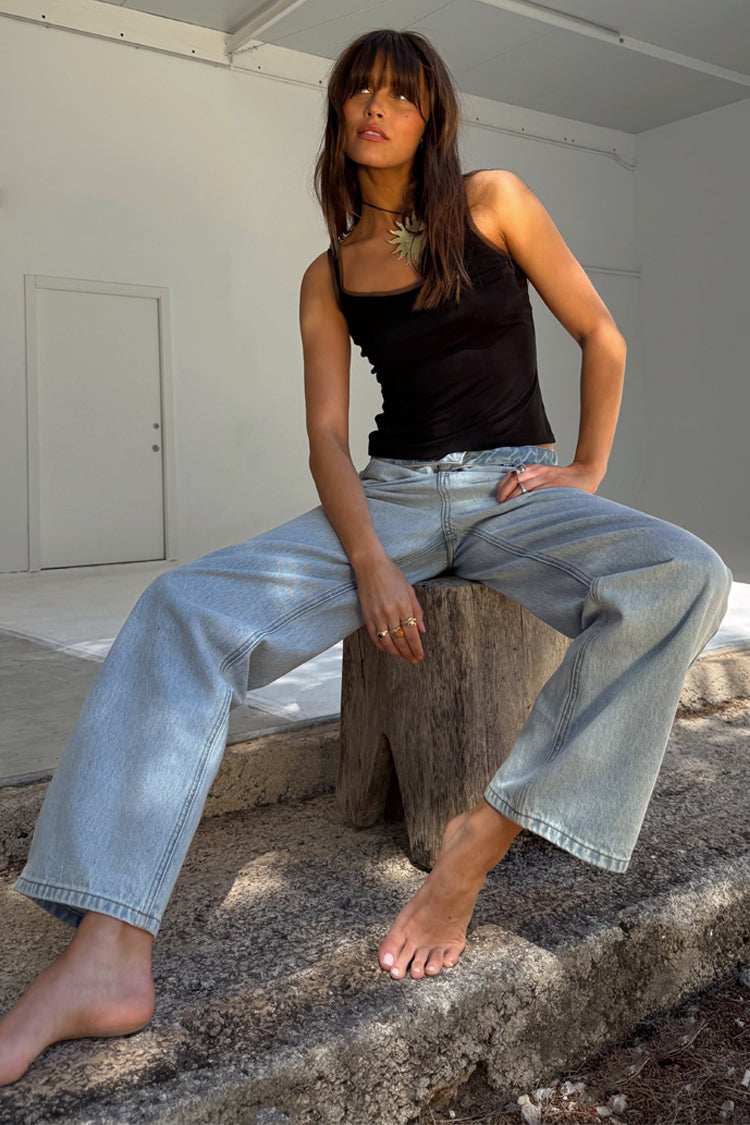 Scallop Detail Straight Leg Jeans