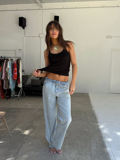 Scallop Detail Straight Leg Jeans
