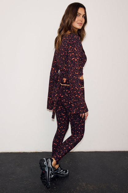 Dark Leopard Leggings