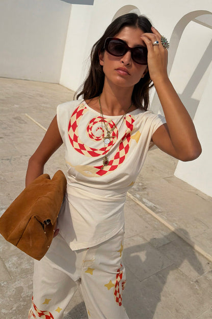 Snake Asymmetric Top