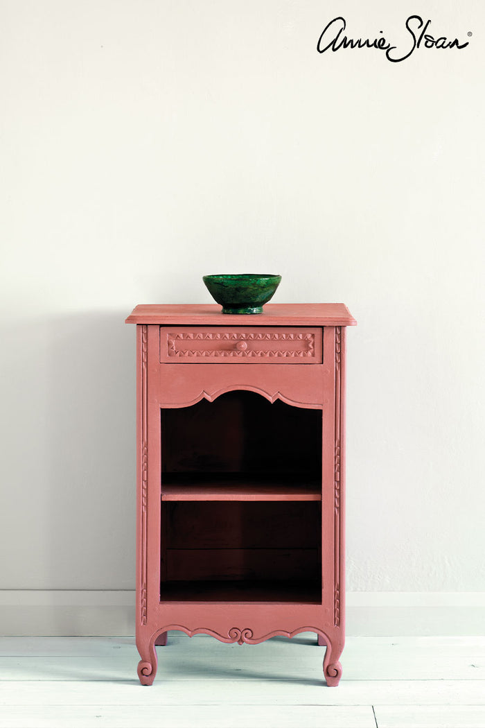 Side table painted in Annie Sloan Scandinavian Pink Chalk Paint